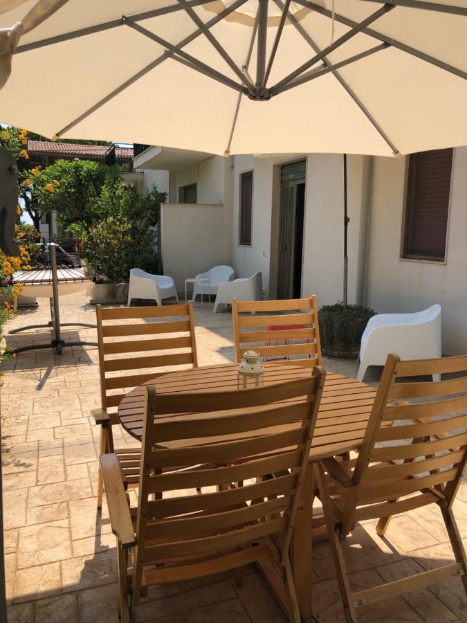 Marina Di Modica Suite Экстерьер фото
